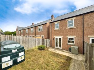 Photo 7- click for photo gallery